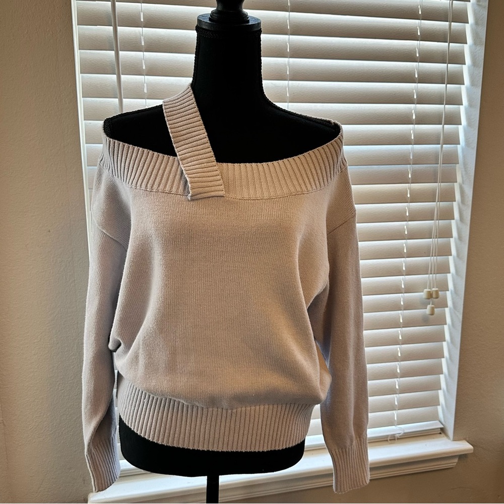 NWT 525 America Gray Off Shoulder Pullover Cotton Sweater Womens Medium